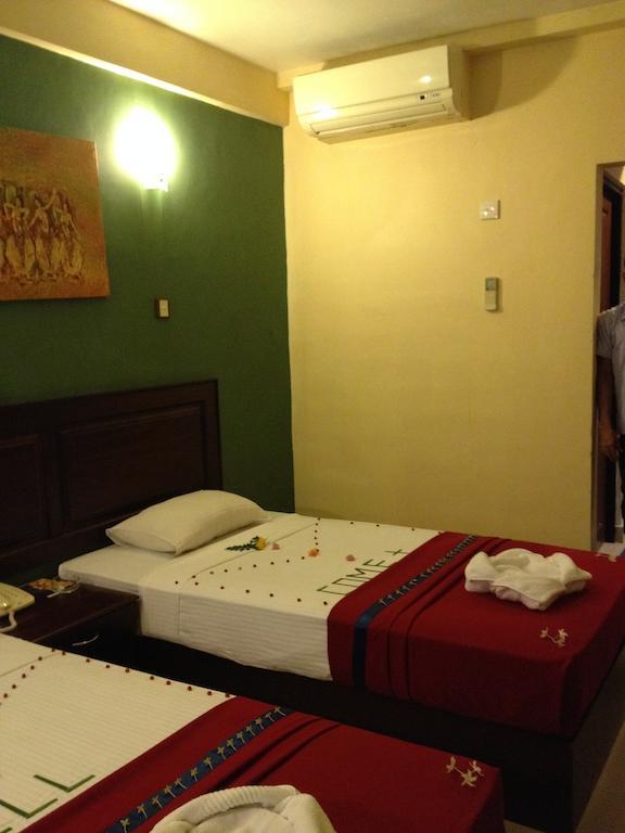 Hotel The Sovereign Kolombo Pokoj fotografie